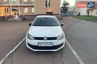 Седан Volkswagen Polo 2013 в Буче
