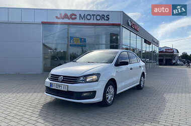 Седан Volkswagen Polo 2016 в Полтаве