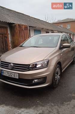 Седан Volkswagen Polo 2018 в Хороле