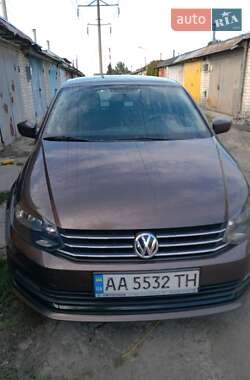 Седан Volkswagen Polo 2018 в Киеве