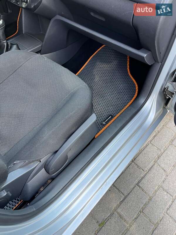 Хэтчбек Volkswagen Polo 2008 в Стрые