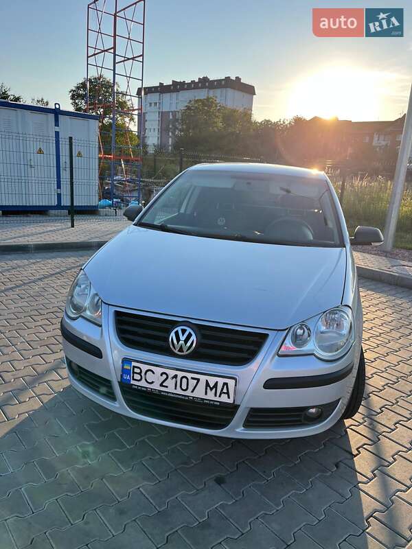 Хэтчбек Volkswagen Polo 2008 в Стрые