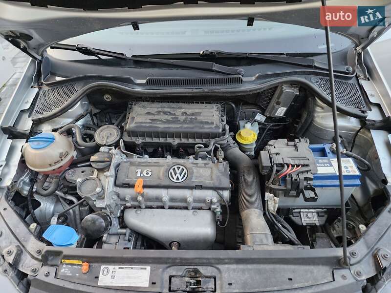 Седан Volkswagen Polo 2013 в Рівному