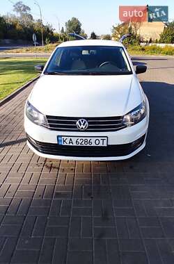 Седан Volkswagen Polo 2016 в Києві