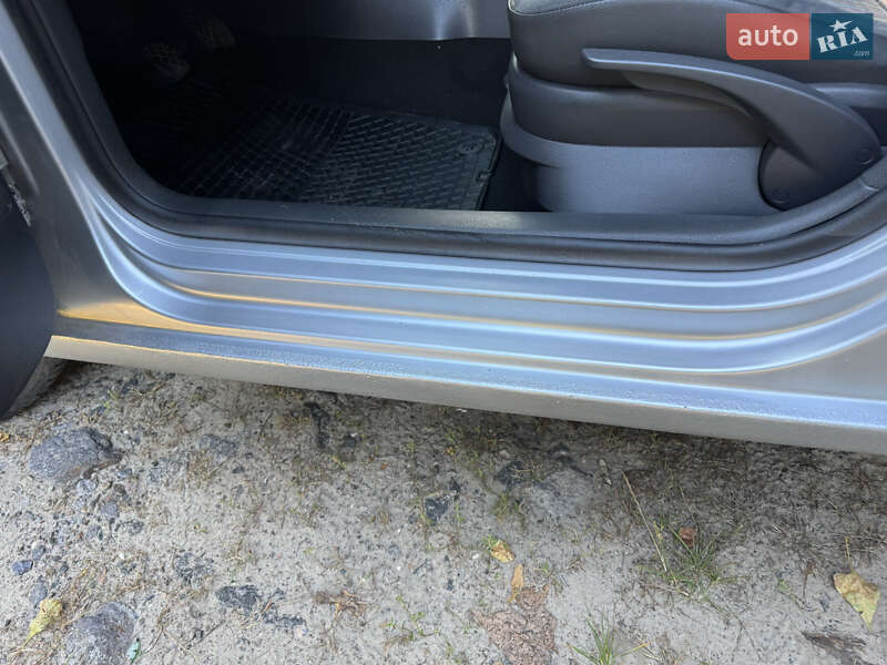 Хетчбек Volkswagen Polo 2008 в Києві