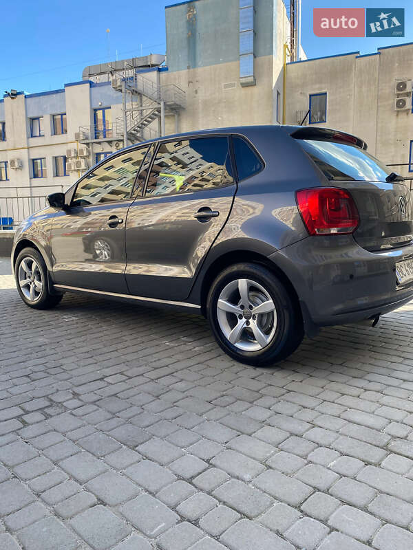 Хэтчбек Volkswagen Polo 2010 в Львове