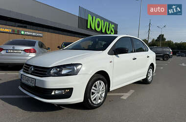 Седан Volkswagen Polo 2019 в Киеве