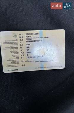 Седан Volkswagen Polo 1996 в Чернівцях