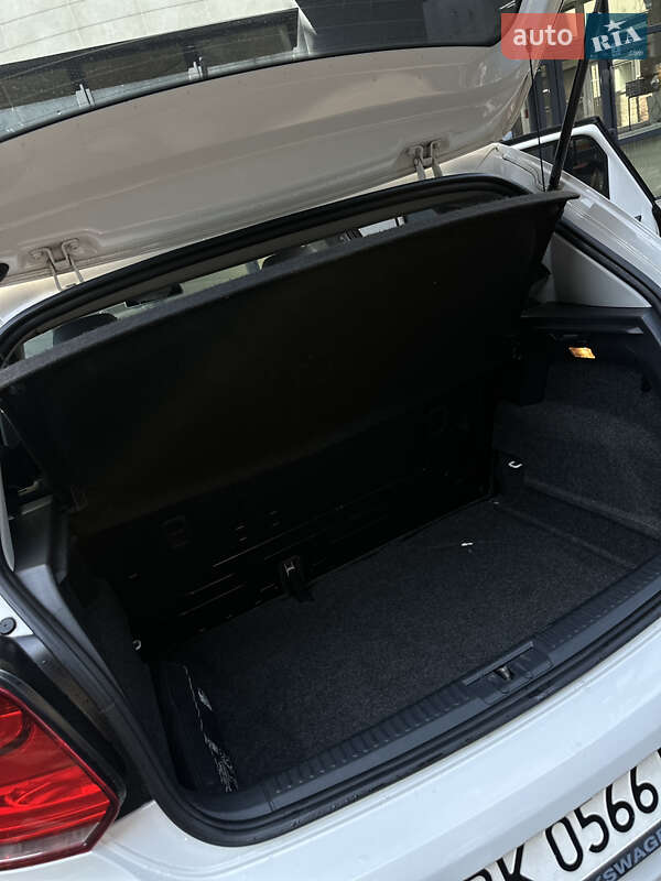 Хэтчбек Volkswagen Polo 2013 в Ровно