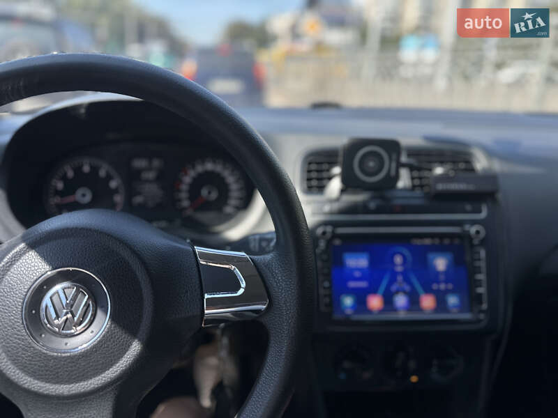Хэтчбек Volkswagen Polo 2013 в Ровно