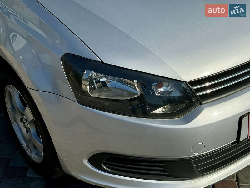 Седан Volkswagen Polo 2013 в Виннице