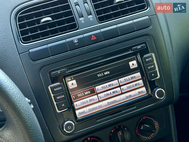 Седан Volkswagen Polo 2013 в Виннице