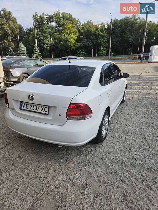 Седан Volkswagen Polo 2012 в Днепре