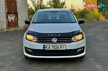 Седан Volkswagen Polo 2017 в Киеве