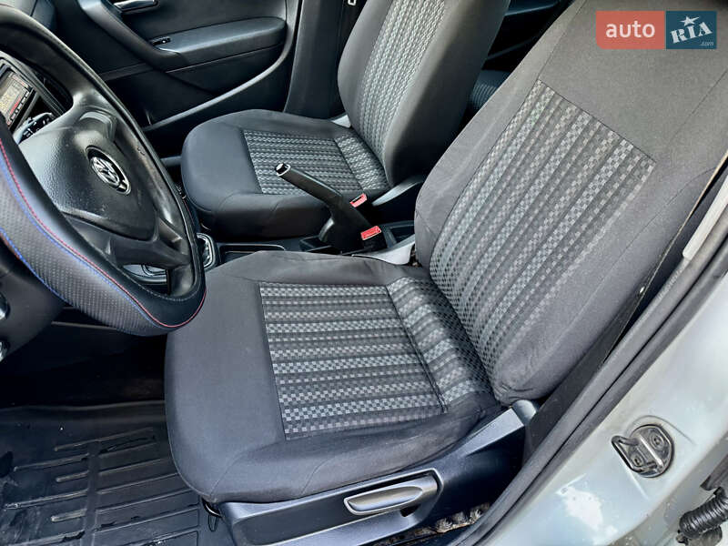 Седан Volkswagen Polo 2017 в Киеве