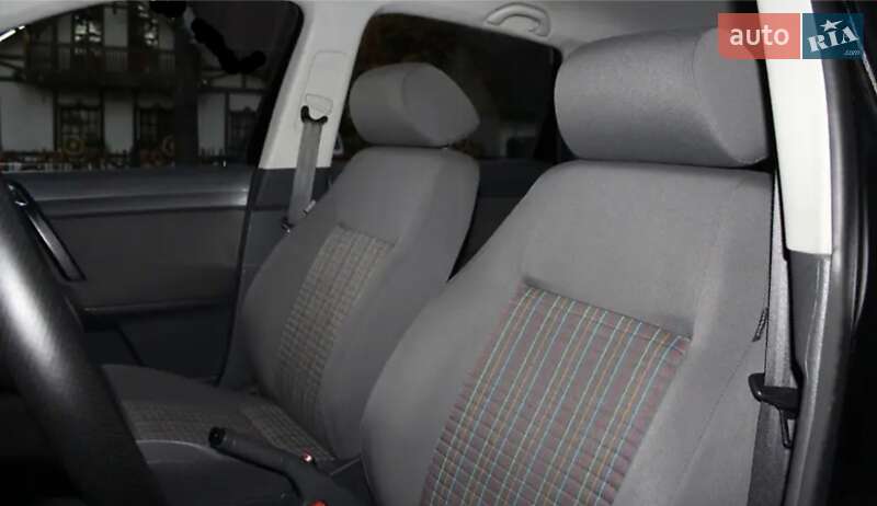 Хэтчбек Volkswagen Polo 2007 в Киеве фото 4 Хэтчбек Volkswagen Polo 2007 в Киеве