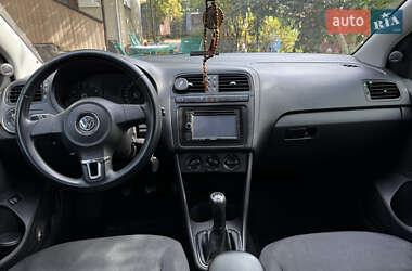 Седан Volkswagen Polo 2011 в 