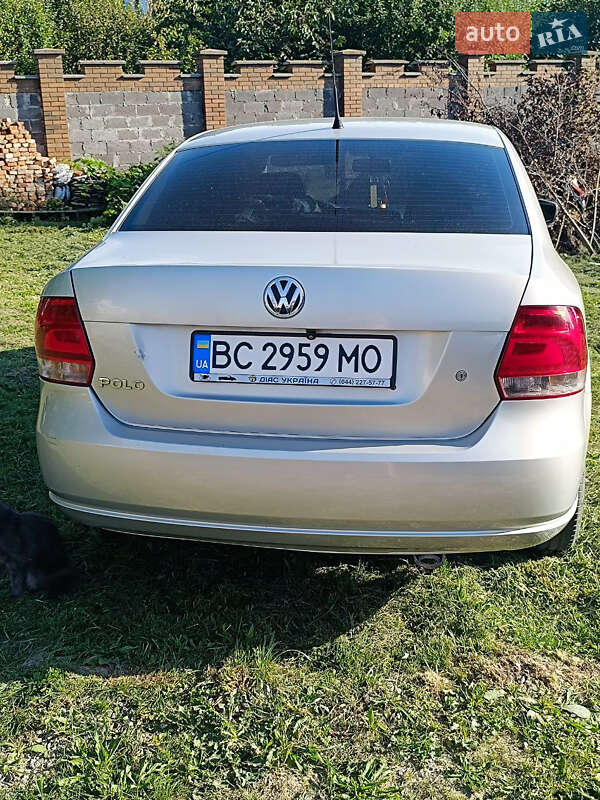 Седан Volkswagen Polo 2012 в Львові