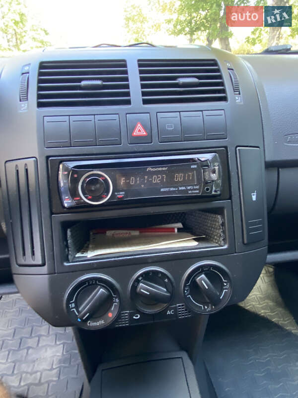 Хэтчбек Volkswagen Polo 2009 в Кодыме