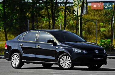 Седан Volkswagen Polo 2011 в Дніпрі