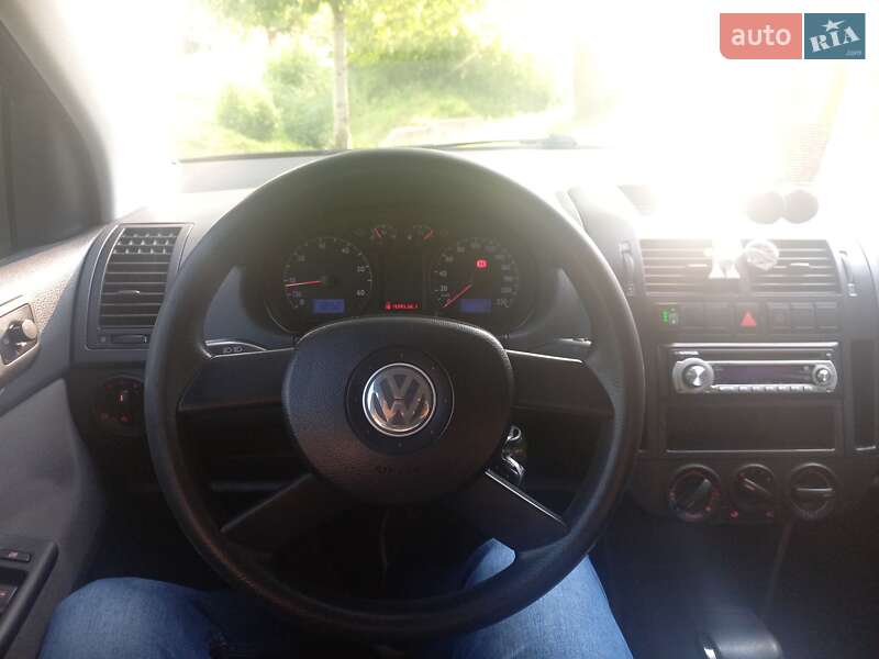 Хетчбек Volkswagen Polo 2005 в Калуші