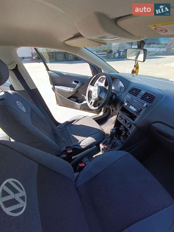 Седан Volkswagen Polo 2012 в Чернігові