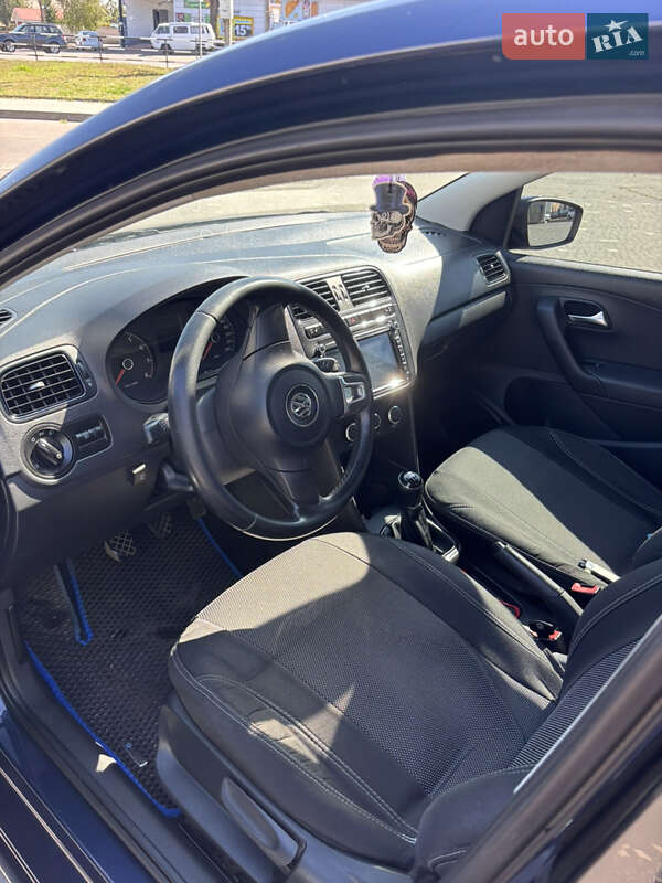 Седан Volkswagen Polo 2013 в Кременчуге