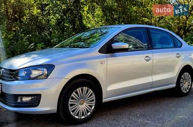 Седан Volkswagen Polo 2018 в Киеве