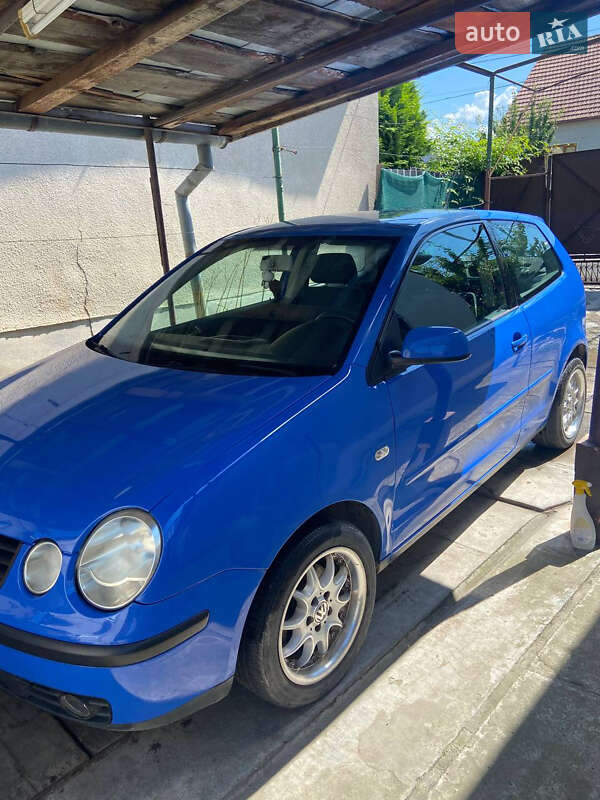 Хэтчбек Volkswagen Polo 2002 в Мукачево