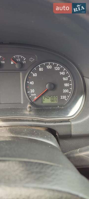Хетчбек Volkswagen Polo 2003 в Дергачах