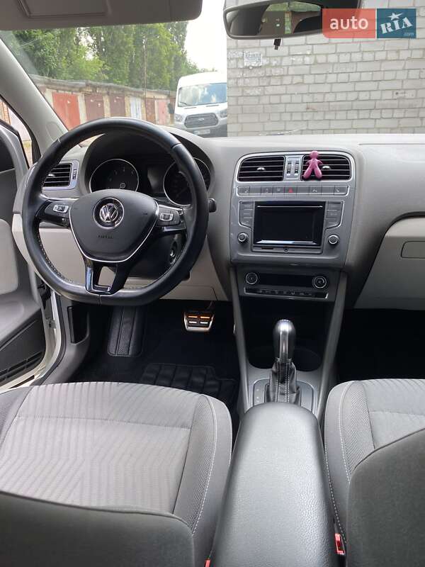 Хэтчбек Volkswagen Polo 2014 в Киеве