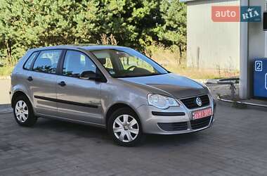 Хетчбек Volkswagen Polo 2006 в Золочеві