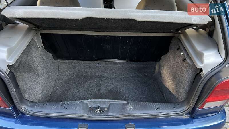 Хэтчбек Volkswagen Polo 1998 в Черновцах