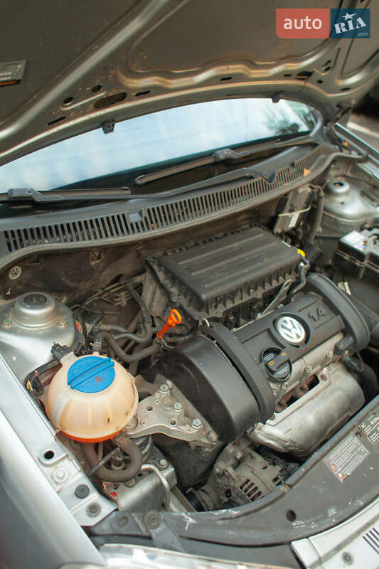 Хэтчбек Volkswagen Polo 2007 в Луцке