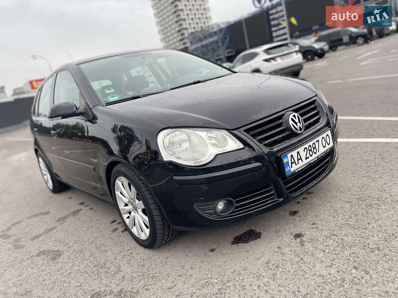 Хетчбек Volkswagen Polo 2008 в Києві