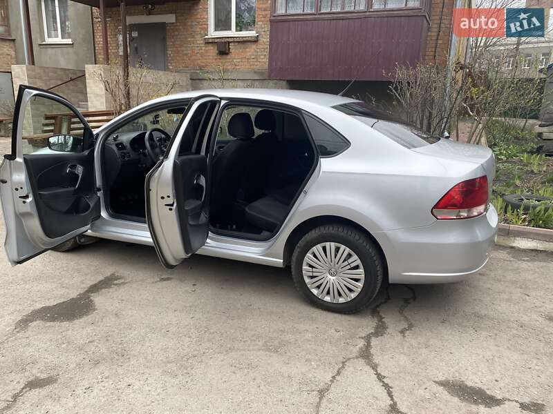 Седан Volkswagen Polo 2013 в Казатине