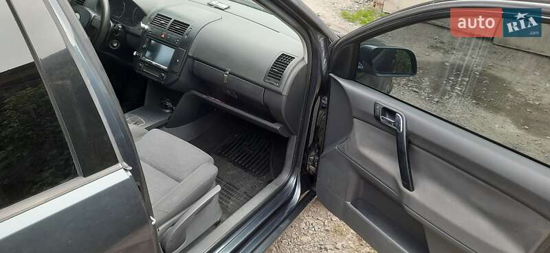 Хетчбек Volkswagen Polo 2002 в Новоселиці