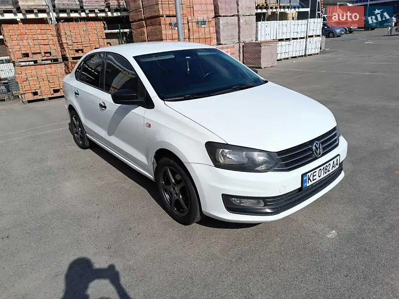 Volkswagen Polo 2016