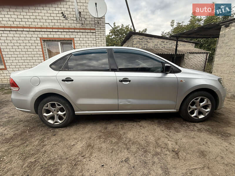 Седан Volkswagen Polo 2011 в Харькове