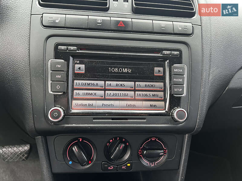 Седан Volkswagen Polo 2012 в Киеве