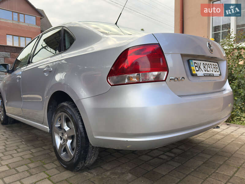 Седан Volkswagen Polo 2011 в Ровно фото 23 Седан Volkswagen Polo 2011 в Ровно