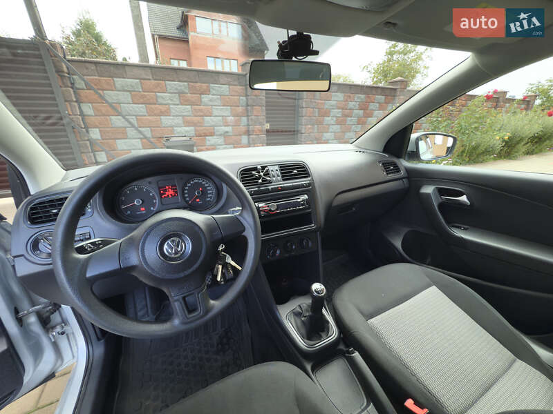 Седан Volkswagen Polo 2011 в Ровно фото 18 Седан Volkswagen Polo 2011 в Ровно