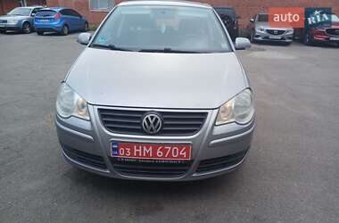 Хэтчбек Volkswagen Polo 2006 в Чернигове