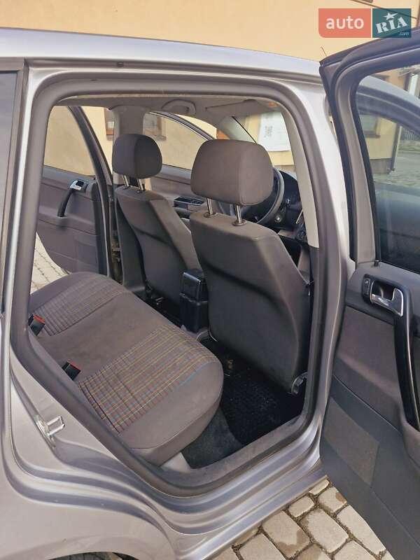 Хетчбек Volkswagen Polo 2008 в Рівному