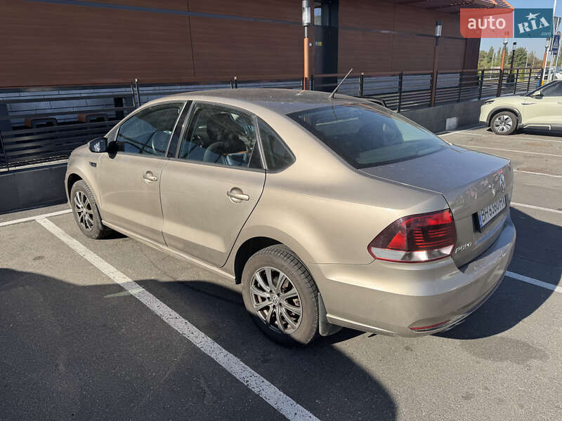 Седан Volkswagen Polo 2018 в Вишневому