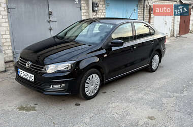 Седан Volkswagen Polo 2015 в Запоріжжі