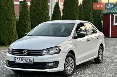 Седан Volkswagen Polo 2017 в Києві