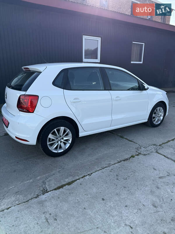 Хетчбек Volkswagen Polo 2016 в Шепетівці