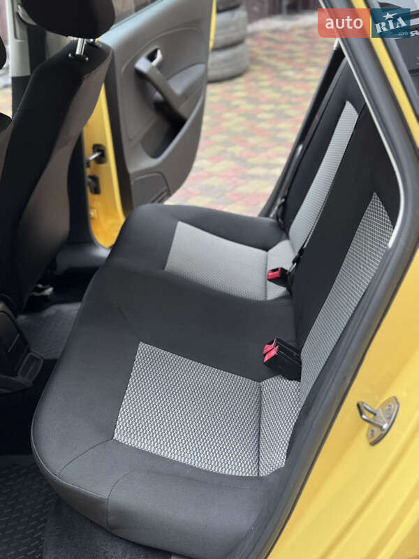 Хетчбек Volkswagen Polo 2010 в Києві