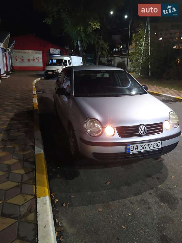 Хэтчбек Volkswagen Polo 2002 в Киеве